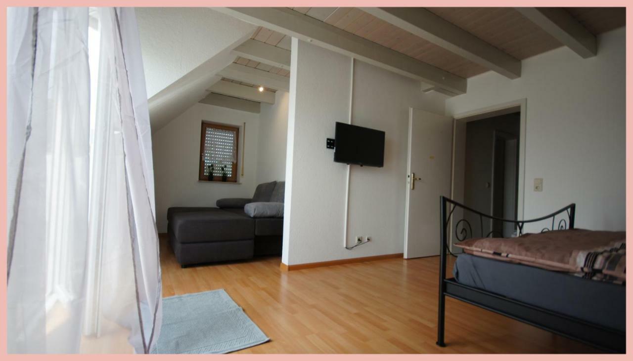 Double Two Lodge Kappel-Grafenhausen Exteriör bild